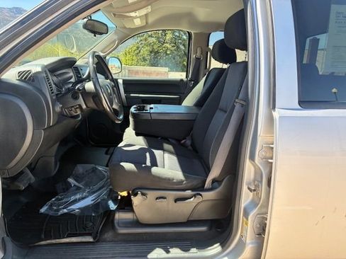 Used 2011 Chevrolet Silverado 1500 LT AWD/4WD image 11