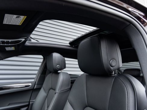 New 2026 Porsche Macan image 24