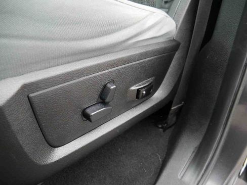 Used 2019 RAM 1500 Big Horn image 33