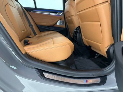 Used 2021 BMW M550i xDrive w/ Executive Package AWD/4WD image 23