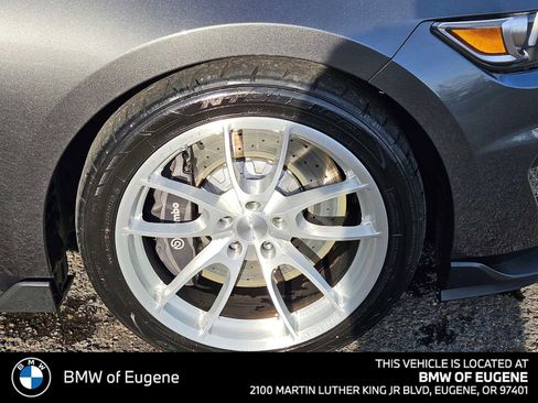 Used 2017 Ford Mustang Shelby GT350 w/ Electronics Package RWD image 9