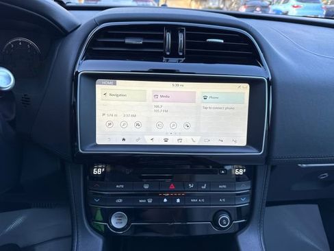 Used 2017 Jaguar F-PACE First Edition AWD/4WD image 15