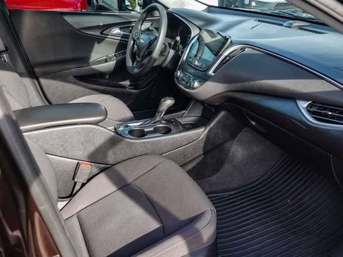 Used 2020 Chevrolet Malibu LS image 13