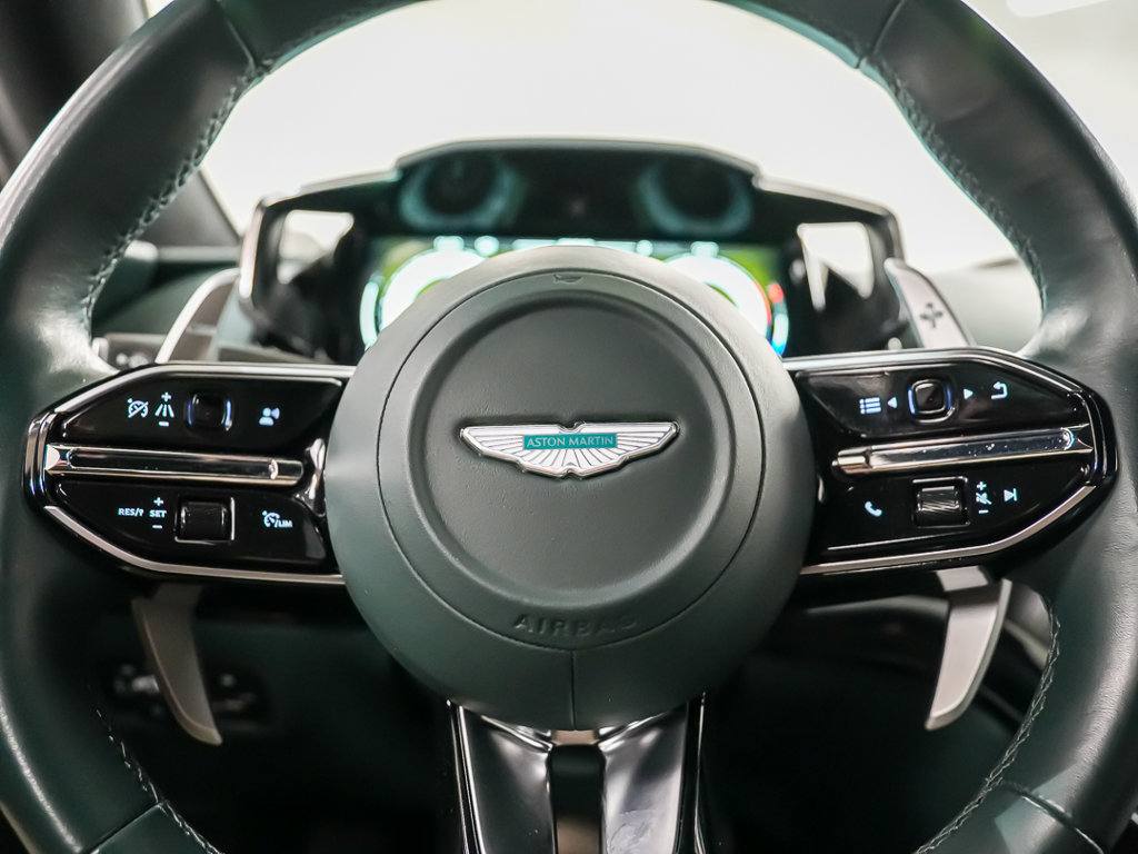 Used 2025 Aston Martin V8 Vantage Coupe RWD image 23