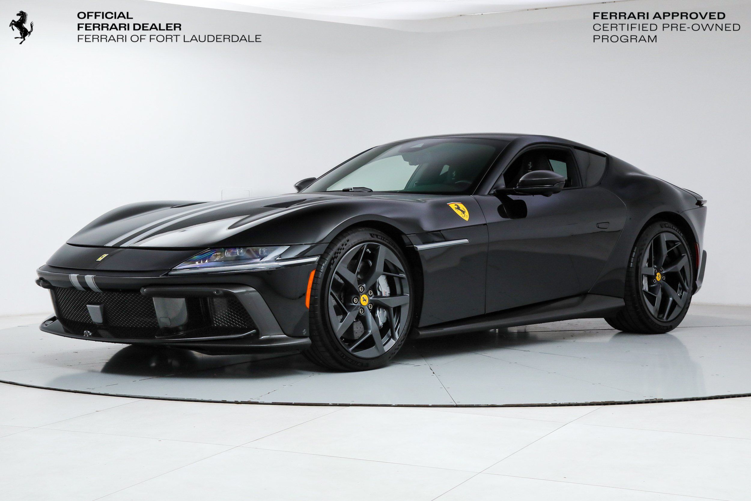 Certified 2025 Ferrari 12Cilindri RWD image 1