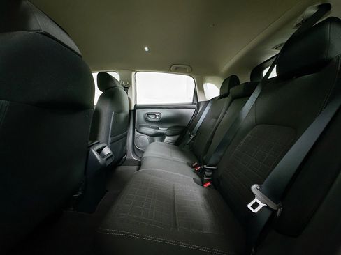 Used 2023 Honda HR-V LX image 26