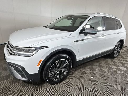 Used 2024 Volkswagen Tiguan Wolfsburg Edition AWD/4WD image 6