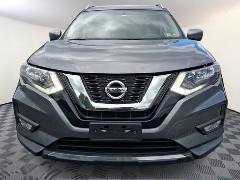 Used 2017 Nissan Rogue SV w/ SV Premium Package AWD/4WD image 5