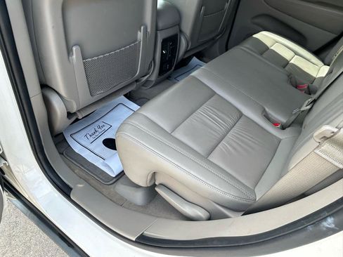 Used 2011 Jeep Grand Cherokee Laredo AWD/4WD image 9