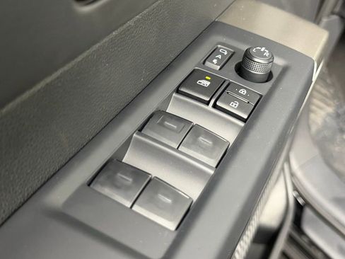 New 2026 Toyota Tundra Platinum AWD/4WD image 17