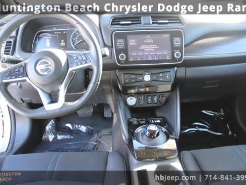 Used 2022 Nissan Leaf SV image 12