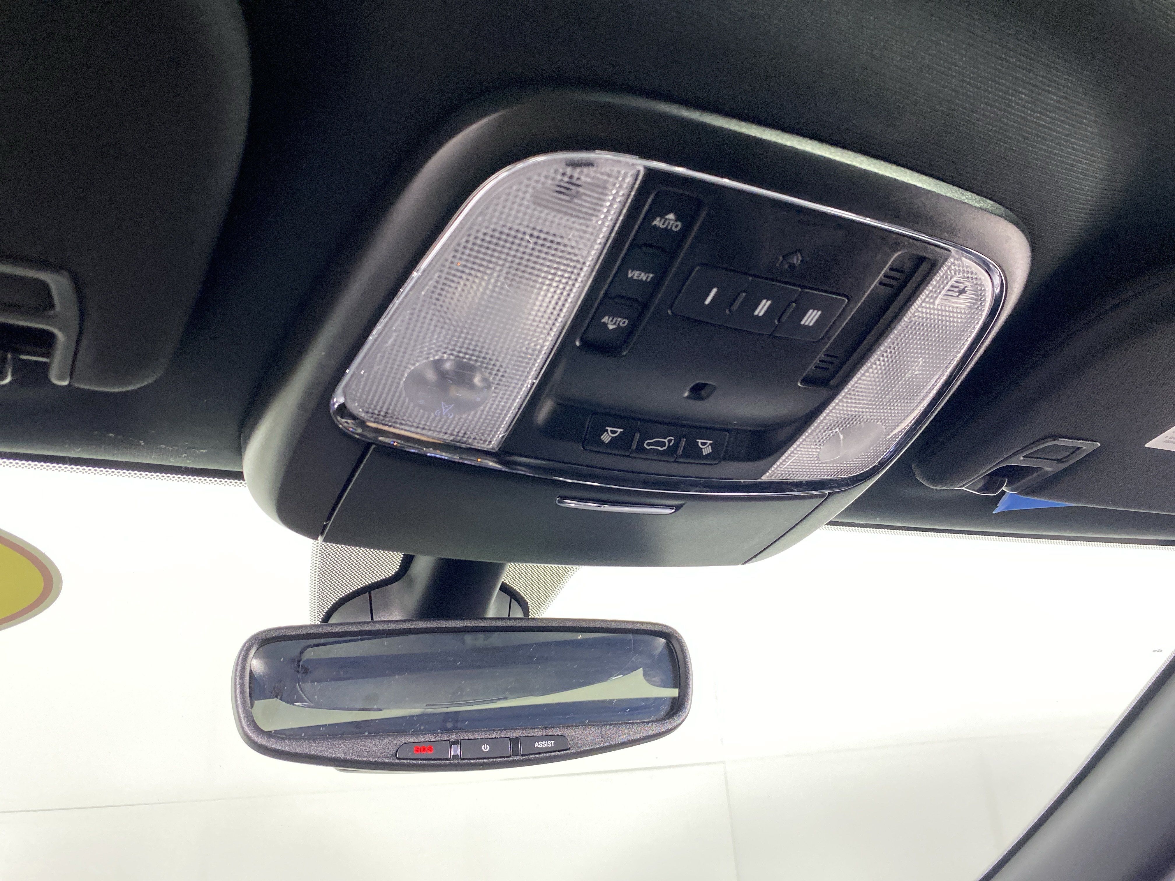 Used 2021 Jeep Grand Cherokee Trailhawk AWD/4WD image 28