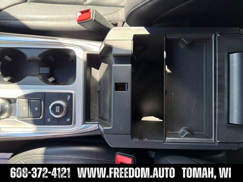 Used 2020 Ford Explorer XLT w/ Equipment Group 202A AWD/4WD image 24