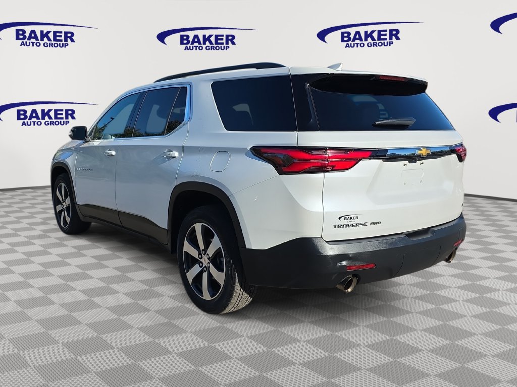 Used 2023 Chevrolet Traverse LT w/ LT Premium Package AWD/4WD image 7