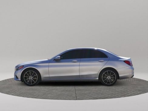 Used 2020 Mercedes-Benz C 300 Sedan image 3