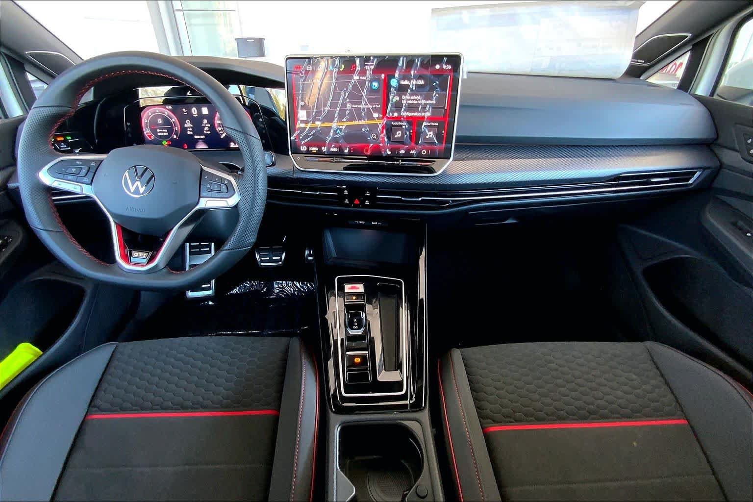 New 2026 Volkswagen GTI SE FWD image 5
