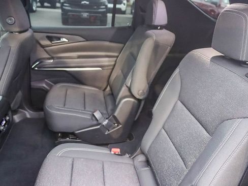 Used 2026 Chevrolet Traverse LT w/ Driver Confidence Package image 17