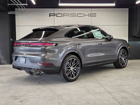 Certified 2026 Porsche Cayenne Coupe AWD/4WD image 6