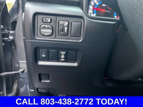 Used 2017 Toyota 4Runner SR5 AWD/4WD image 30