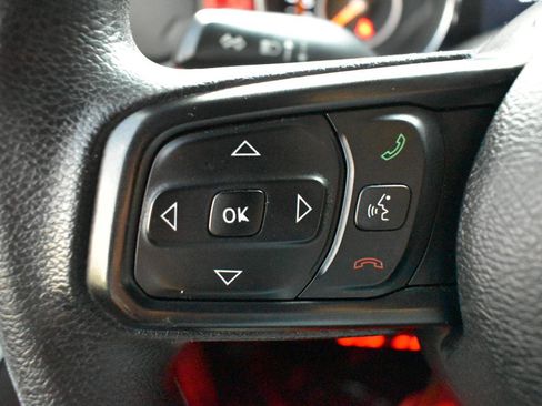 Used 2018 Jeep Wrangler Unlimited Sport AWD/4WD image 15