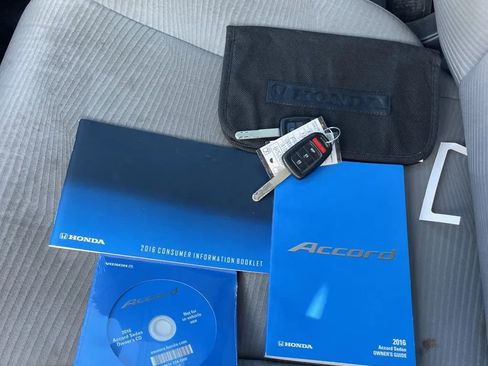Used 2016 Honda Accord LX image 27