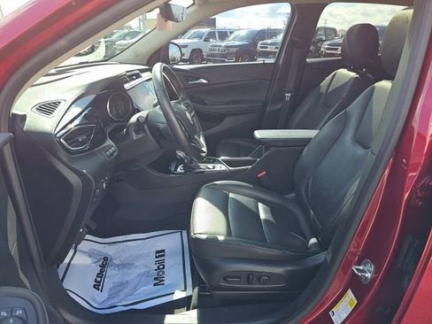 Used 2020 Buick Encore GX Essence w/ Experience Buick Package AWD/4WD image 12
