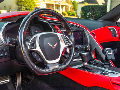 Used 2016 Chevrolet Corvette Z06 w/ 3LZ Preferred Equipment Group image 60