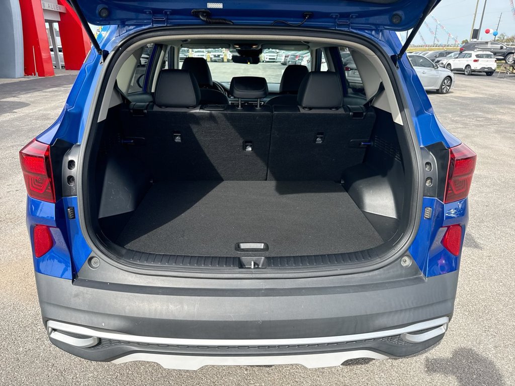 Used 2021 Kia Seltos S FWD image 17