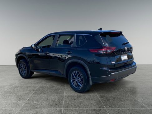 Used 2025 Nissan Rogue S FWD image 3