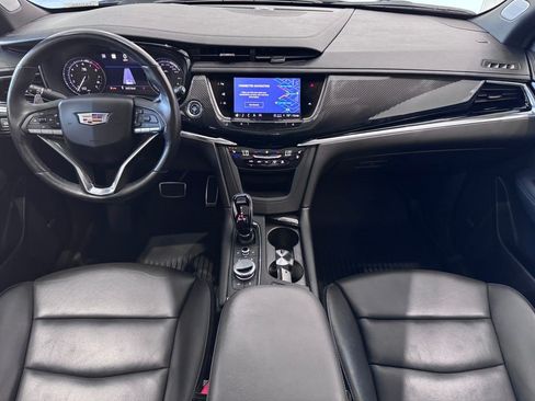 Certified 2024 Cadillac XT6 Sport w/ Technology Package AWD/4WD image 13