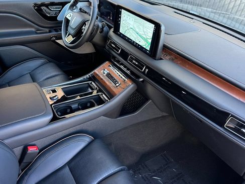 New 2026 Lincoln Aviator Black Label AWD/4WD image 16