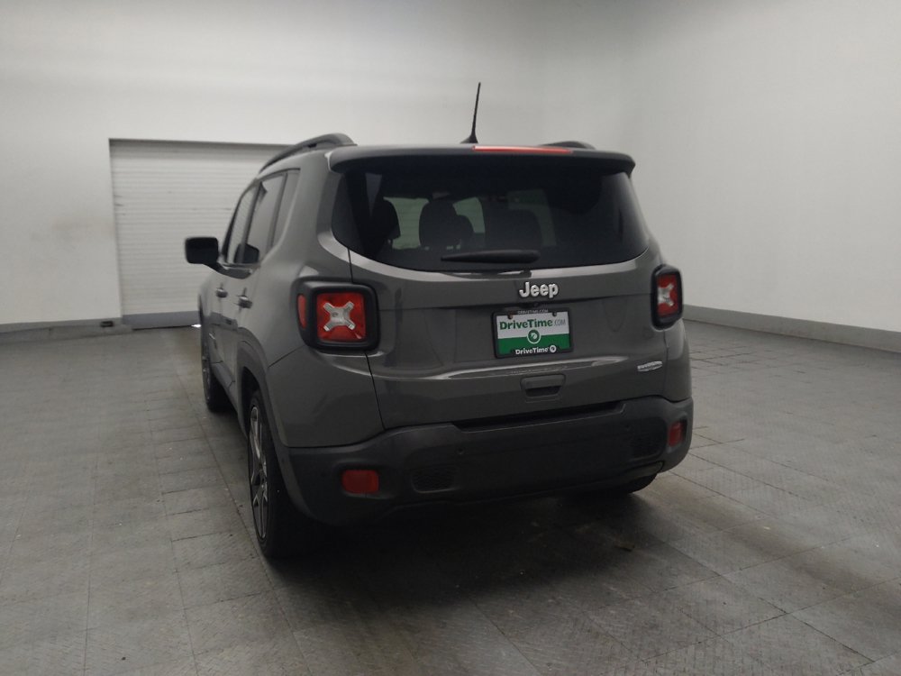 Used 2020 Jeep Renegade Latitude w/ UConnect 8.4 Nav Group FWD image 5