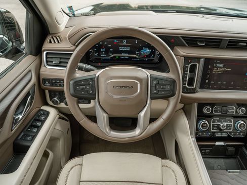 Used 2024 GMC Yukon Denali w/ Max Trailering Package AWD/4WD image 37