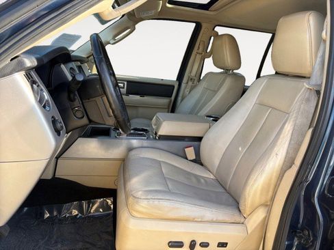 Used 2017 Ford Expedition Limited w/ Equipment Group 301A image 12