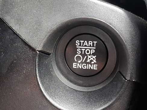 Used 2020 Jeep Compass Limited w/ Premium Lighting Group image 22