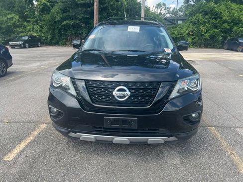 Used 2020 Nissan Pathfinder SL FWD image 2