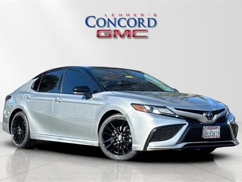 Used 2023 Toyota Camry XSE image 2