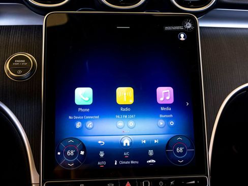 Used 2025 Mercedes-Benz C 300 Sedan image 32