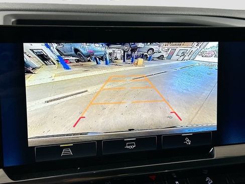 New 2026 Chevrolet Silverado 1500 LT Trail Boss w/ Convenience Package II AWD/4WD image 17