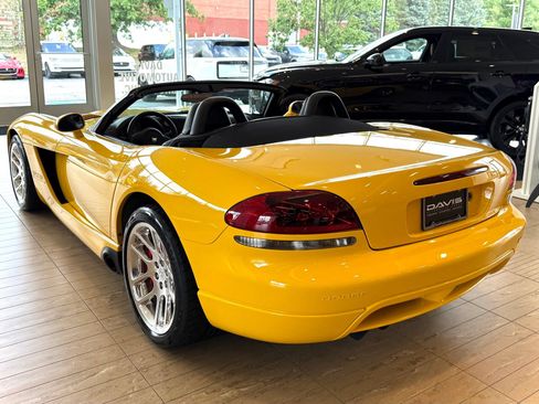 Used 2005 Dodge Viper SRT-10 RWD image 7