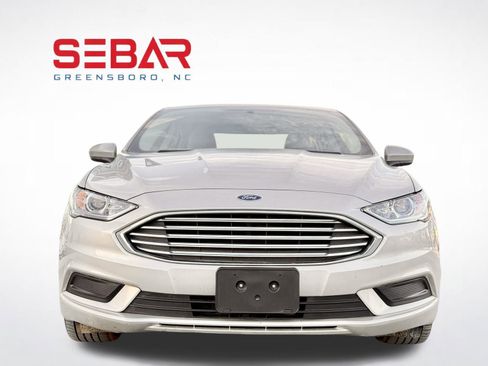 Used 2018 Ford Fusion S image 3