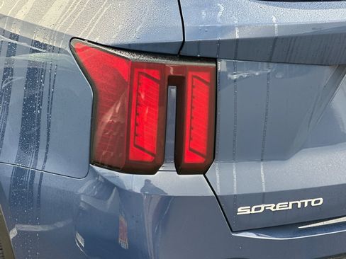 New 2026 Kia Sorento EX image 7