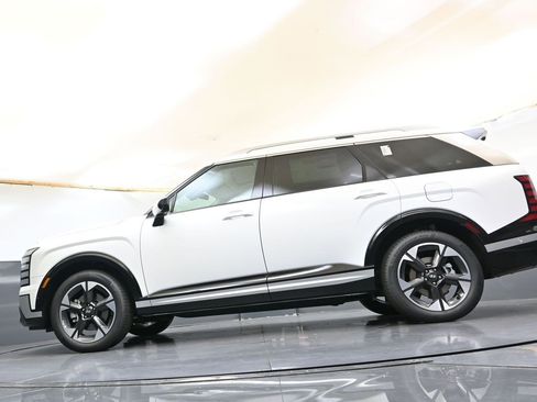 Certified 2026 Hyundai Palisade Limited image 31