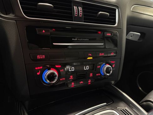 Used 2015 Audi SQ5 Prestige AWD/4WD image 27