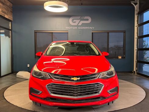 Used 2017 Chevrolet Cruze Premier FWD image 8
