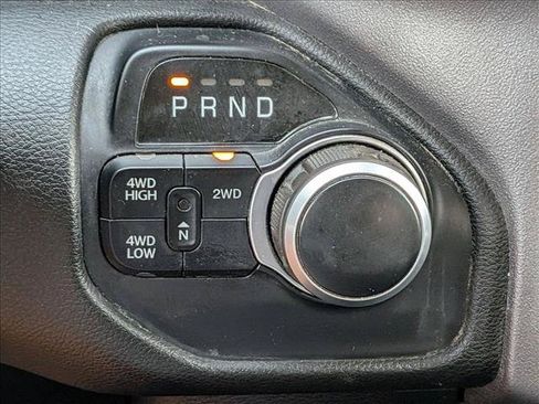 Used 2020 RAM 2500 Big Horn AWD/4WD image 12