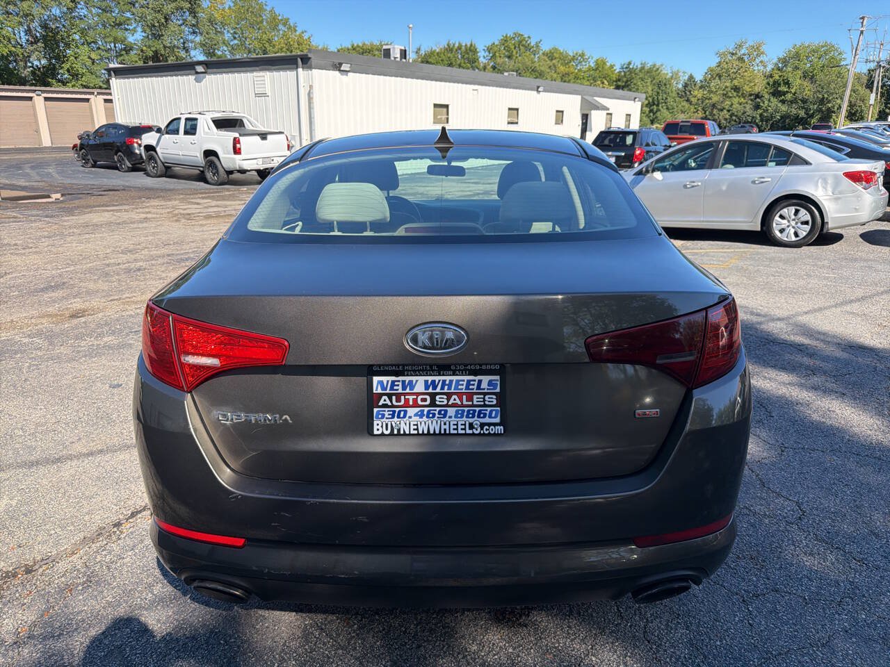 Used 2011 Kia Optima LX FWD image 5