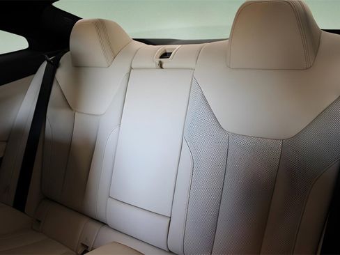 Used 2023 BMW M440i Coupe w/ Premium Package image 20