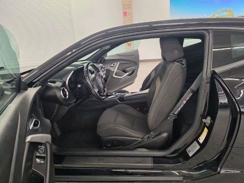 Used 2019 Chevrolet Camaro LS RWD image 27