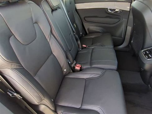 New 2026 Volvo XC90 B6 Ultra image 19